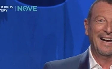 Amadeus dopo i flop ci riprova: "Mi sento un pioniere"