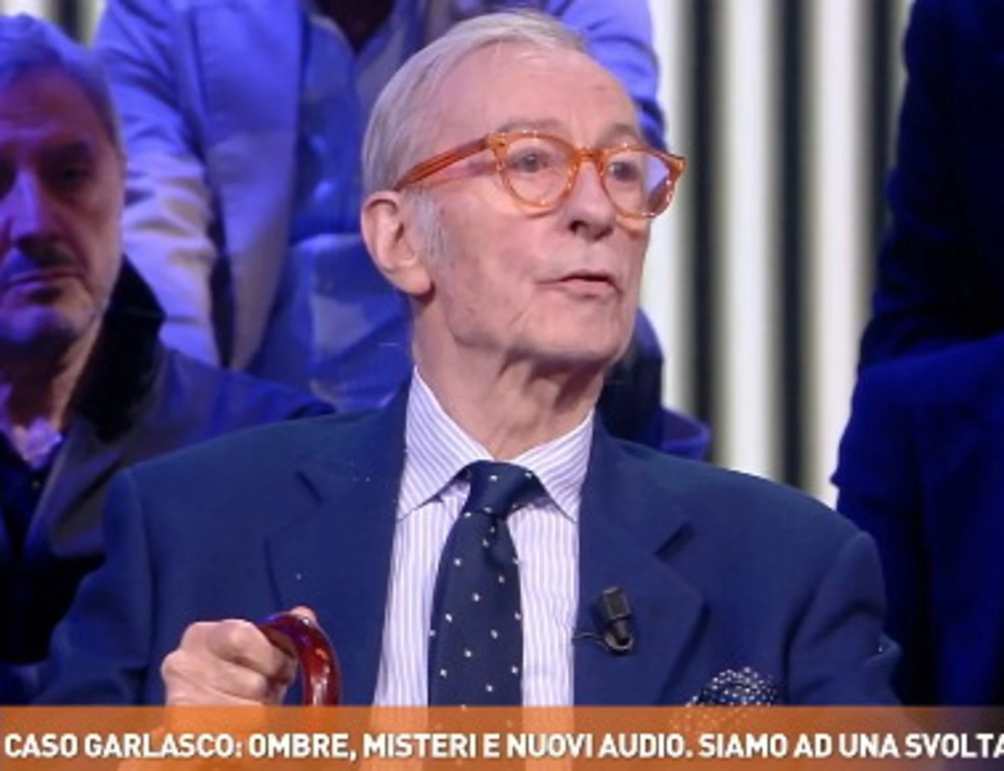 Garlasco, Vittorio Feltri scatenato a Dritto e Rovescio: "Ce la giochiamo tra cretini..."