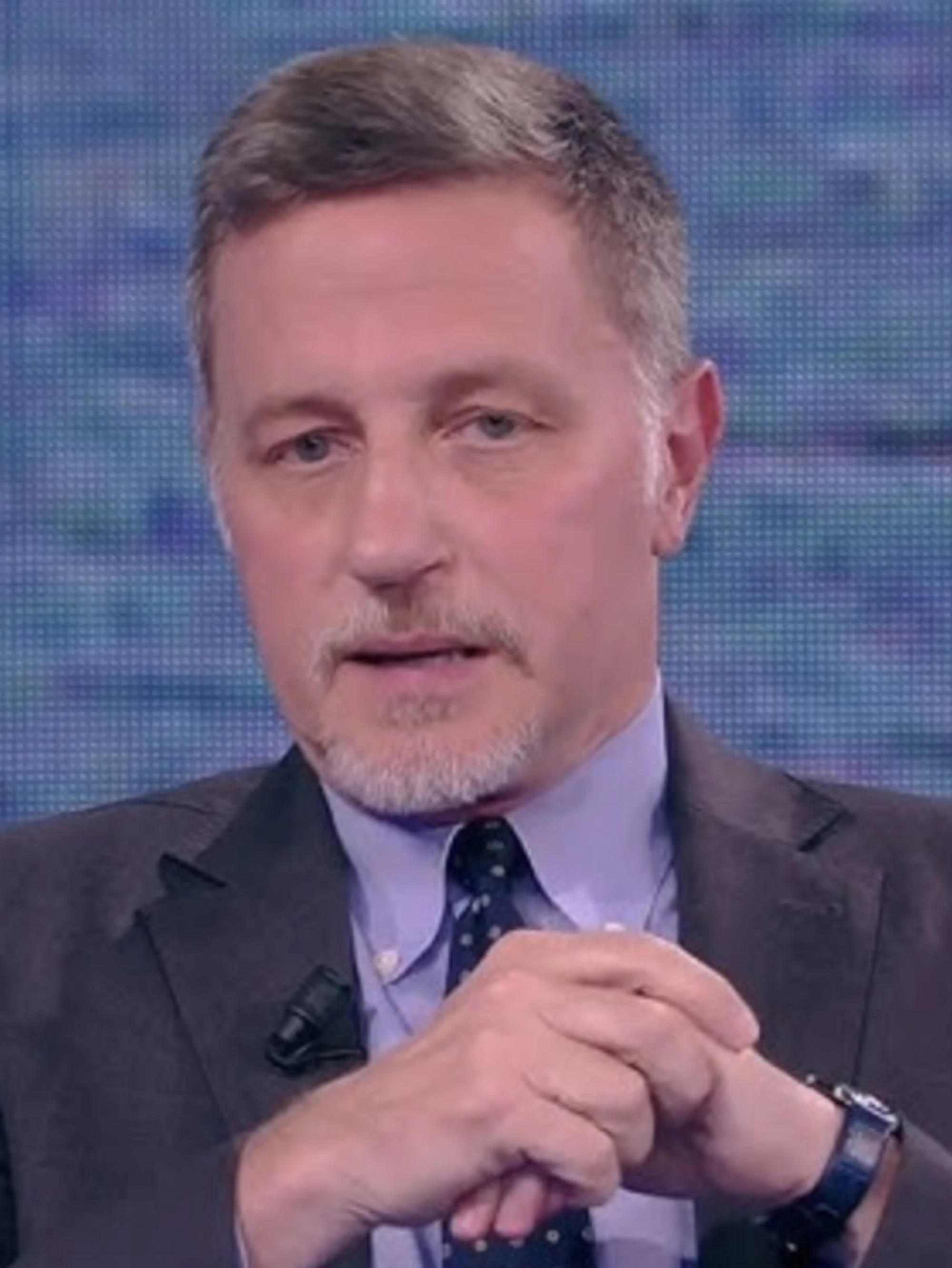Massimo Giannini nervoso da Fazio: "Meloni col cappello in mano. E quella feccia nera..."