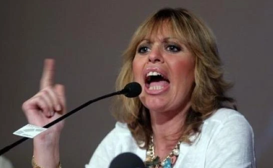 La Mussolini: "La Pascale sì che ha il quid, non come Alfano". E su Vespa...