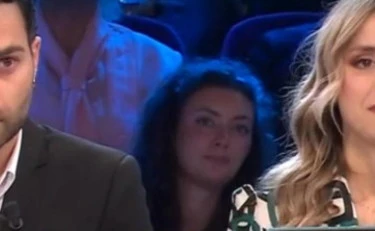 Affari Tuoi, il gesto di Jasmine indigna il pubblico: "Famiglia salva"