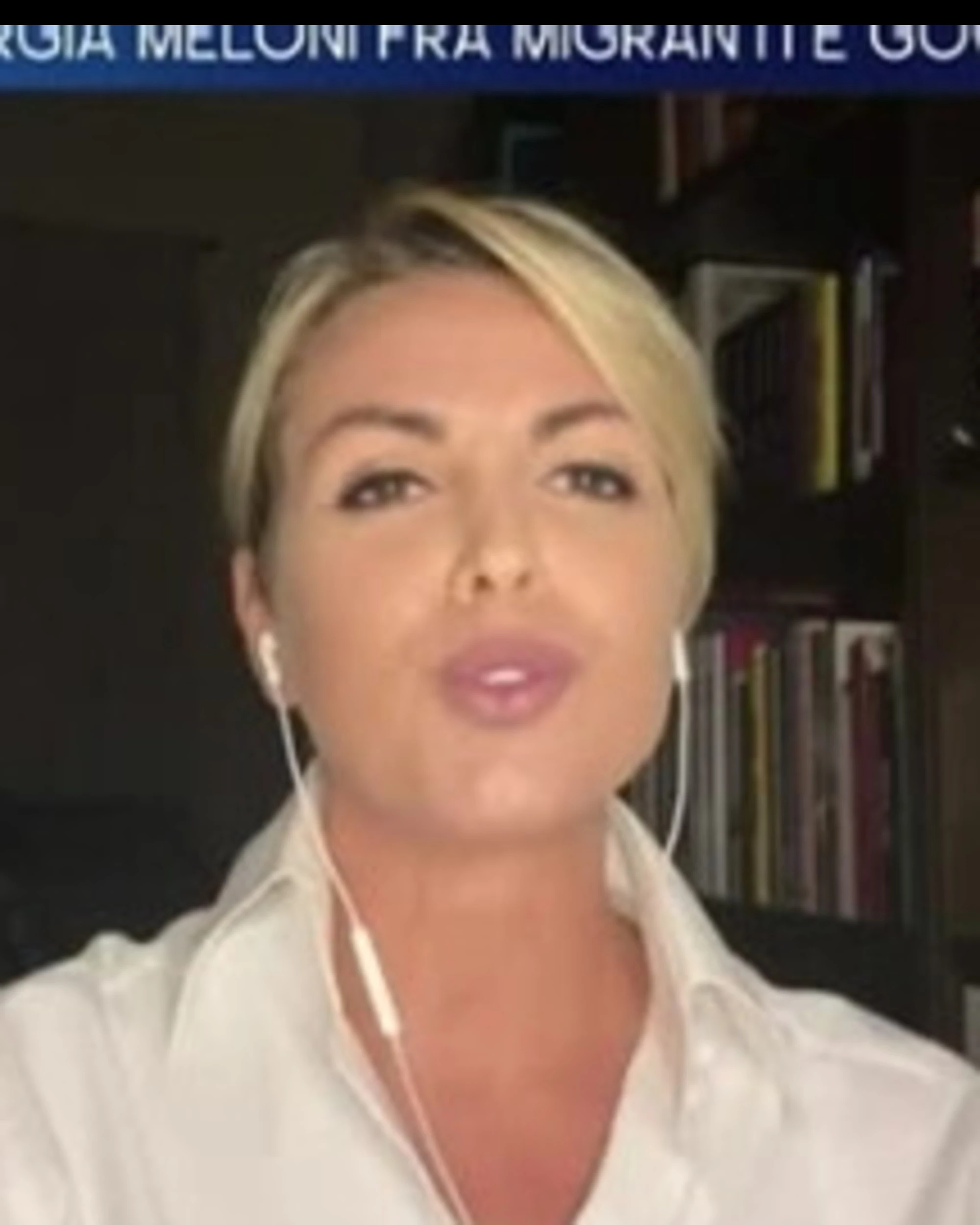 Pascale asfalta Schlein: "Solo sul carro con le piume. Meloni unica leader"