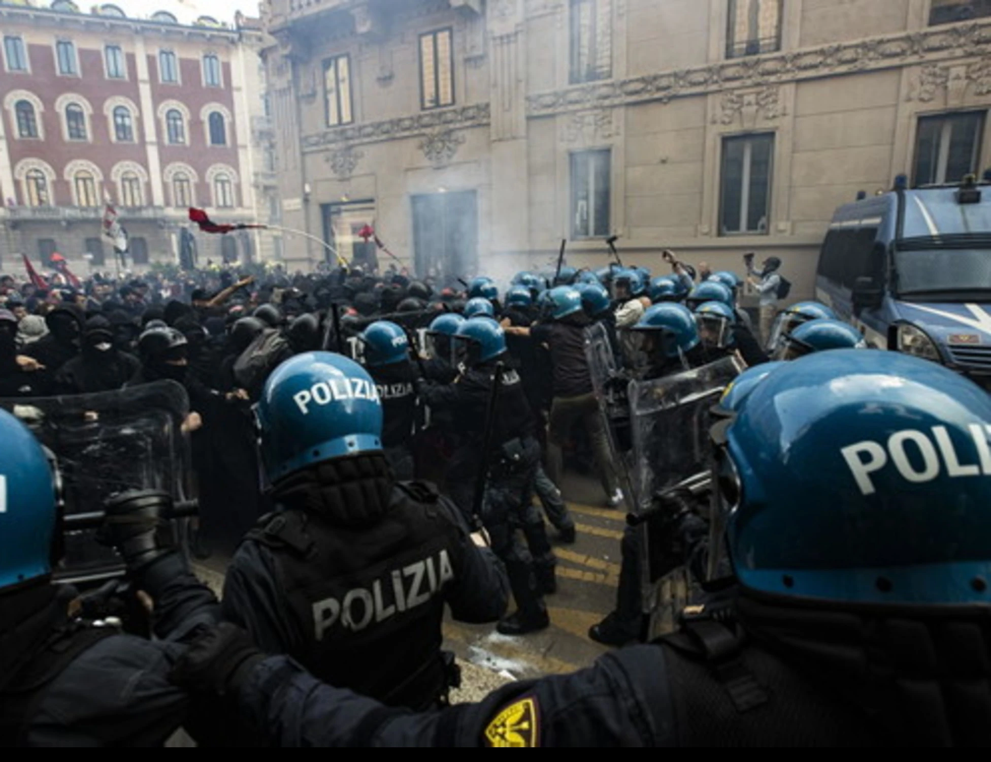 Sinistra, i compagni non accettano il diritto di parola