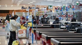 Supermercati, inflazione alle stelle: la classifica, quali sono quelli con i prezzi più alti