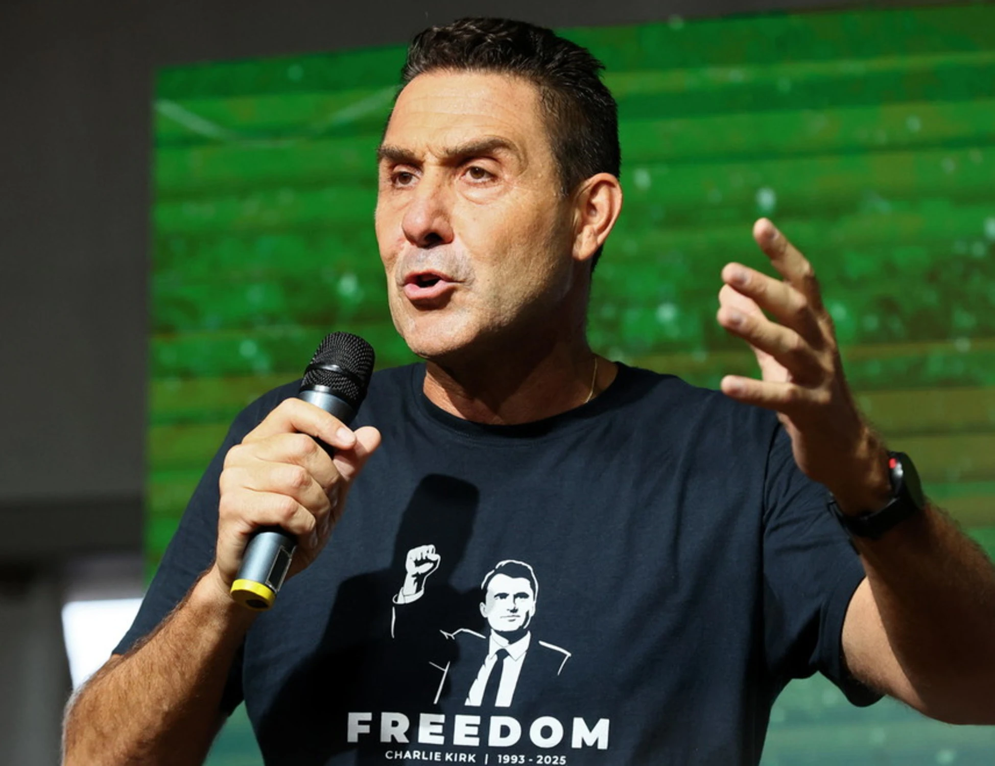 Le grandi manovre dell'ineffabile Vannacci