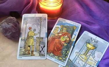 Bologna, la cartomante pagata "in nero"? Prendeva pure il reddito