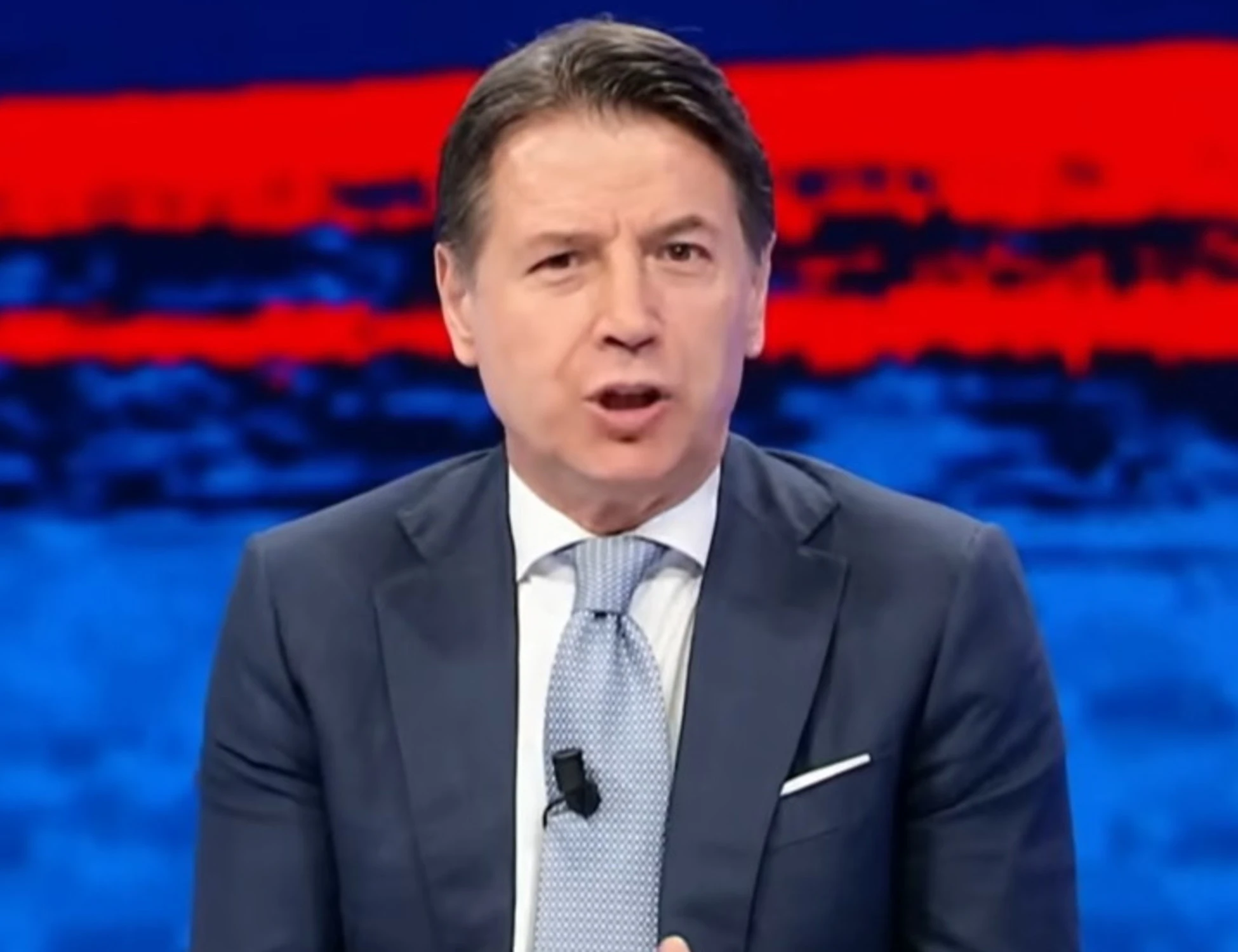 Giuseppe Conte inchiodato da Cicalone: la figuraccia del grillino