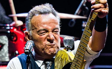 Trump estremo contro Bruce Srpingsteen: "Prugna secca, totale perdente, i tuoi concerti fanno schifo"