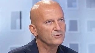 Vaccino, Augusto Minzolini: "Italia paese con più morti e meno dosi. Come fate a difendere questo governo?"