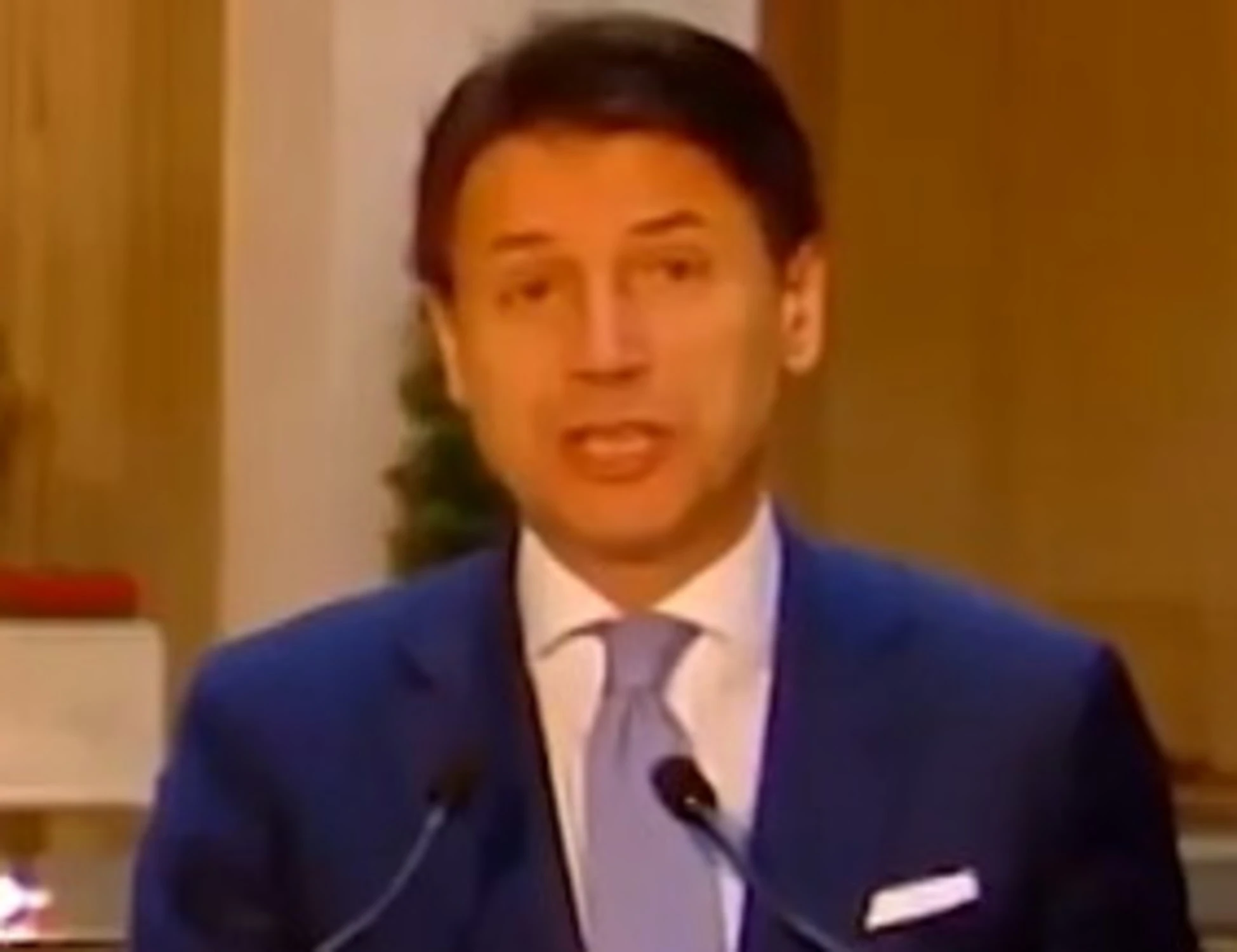 Giuseppe Conte smascherato da FdI: dazi, cosa diceva nel 2019