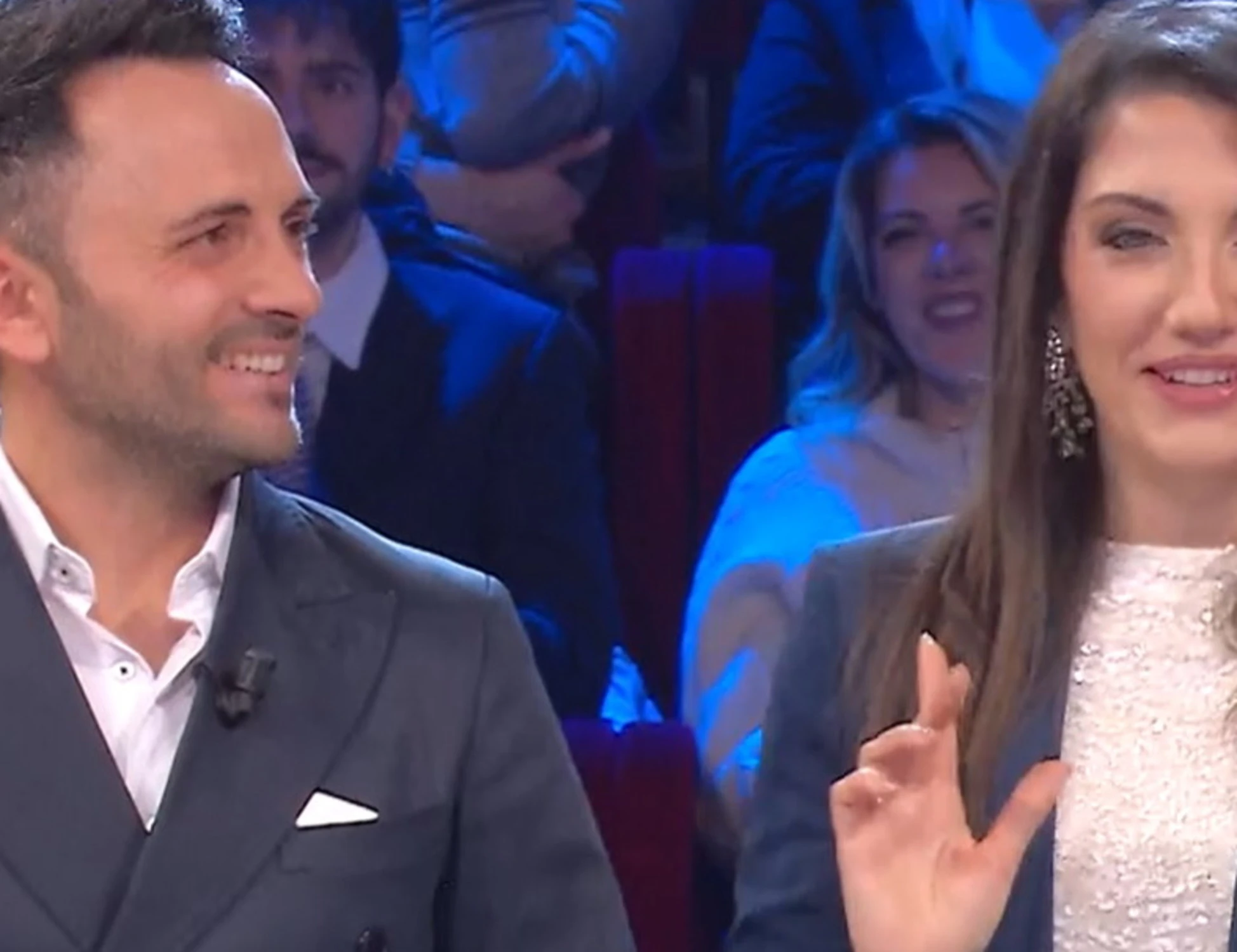 Affari tuoi, Miriam vince: "Partita da ufficio inchieste"