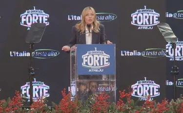 Atreju, Meloni spiana Elly Schlein: "Vi dico perché non è venuta"