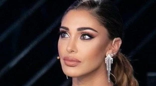 Belen Rodriguez, avete visto che borsa sfoggia? Roba proibita ai comuni mortali, quanto costa: la cifra irreale