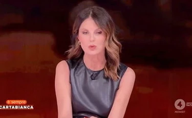 Marina La Rosa deraglia dalla Berlinguer: "Meloni ha alzato i suoi glutei..."