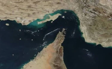 Iran, la guerra nel Golfo in diretta: "Bloccate 70 petroliere a Hormuz"