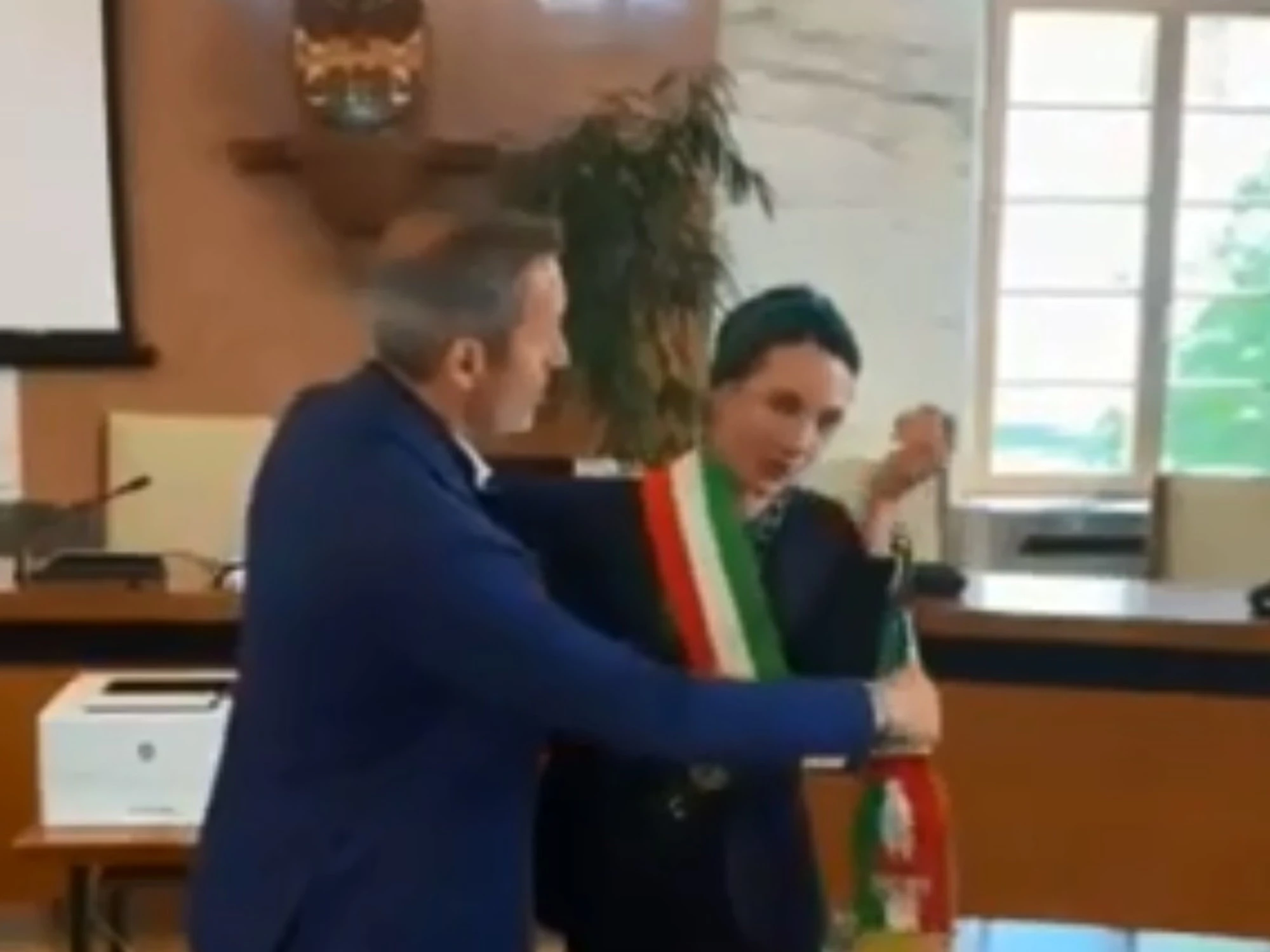 Katharina Zeller, il "precedente" della madre con Mattarella