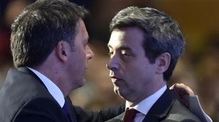 Andrea Orlando: "Se lo Stato finanzia le aziende abbia un posto in Cda". Matteo Renzi replica: "Italia sovietica? No grazie"