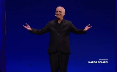 682x368