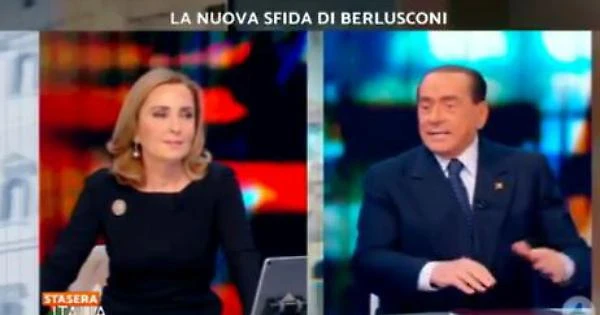 Silvio Berlusconi a Stasera Italia, la voce fuoricampo ordina: "No, lo devi fare"