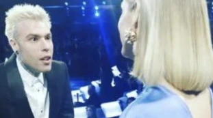 Fedez, crisi fasulla con la Ferragni? "Dietro le quinte di Sanremo..."
