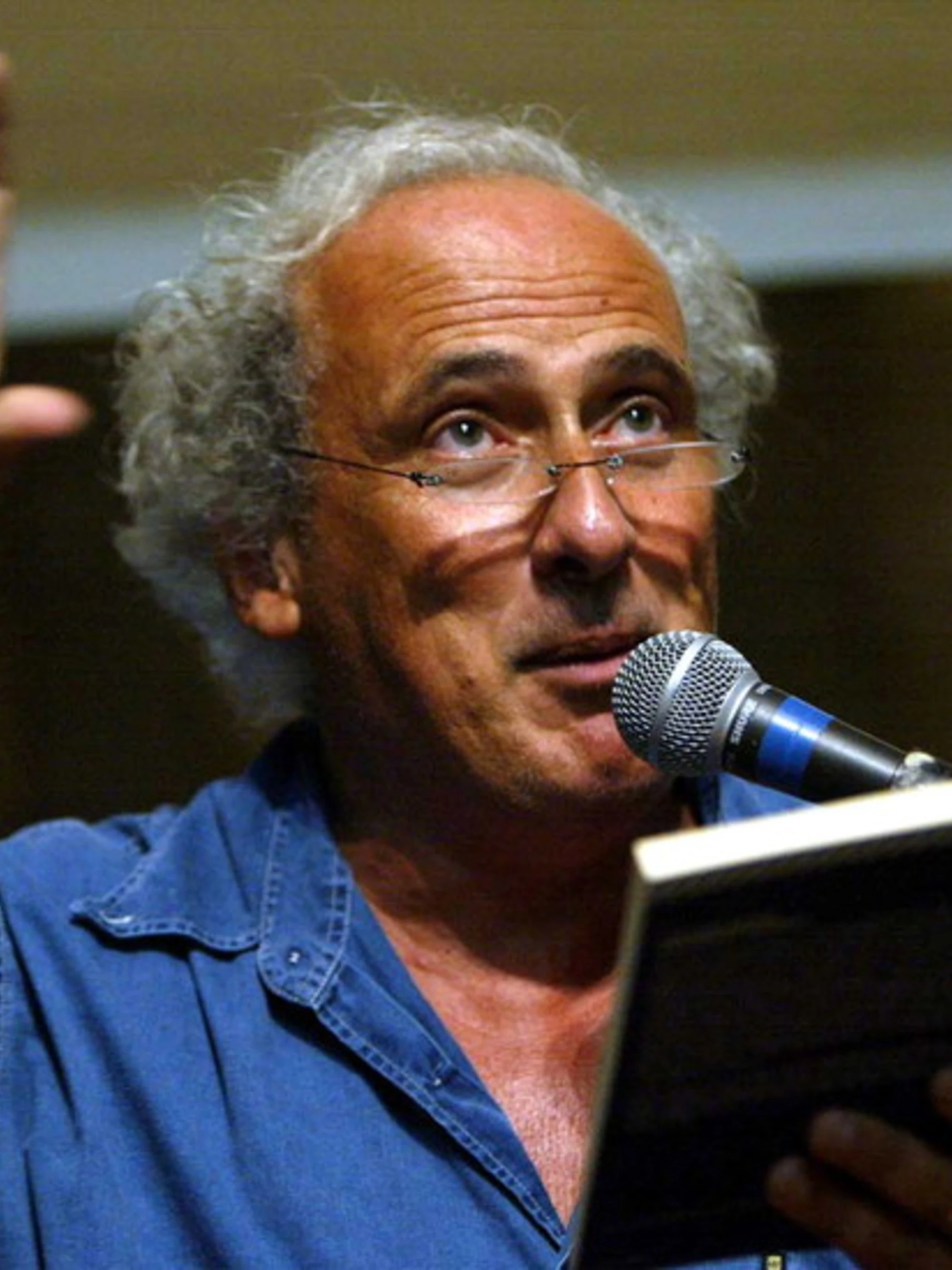 È morto Stefano Benni: la malattia e il ritiro dalla vita pubblica