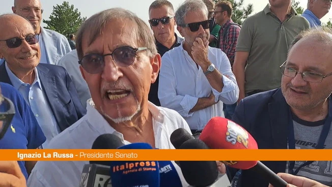https://media.liberoquotidiano.it/ZUztPJ-aq6CUTvuEjjeVuUS4knNPwcAnMH1oSe0o89U/width:800/quality:90/aW1hZ2VzLzIwMjYvMDgvMjYvMTcxMDQ2MTUyLTBkY2U3NjJlLWEzZGItNDdhYi05ZDA1LTYwZjM5ZjA3ZDllMC5qcGc.webp