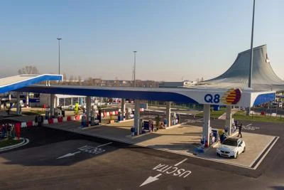 Mobilità sostenibile, Q8 inaugura su A8 stazione green Villoresi Est