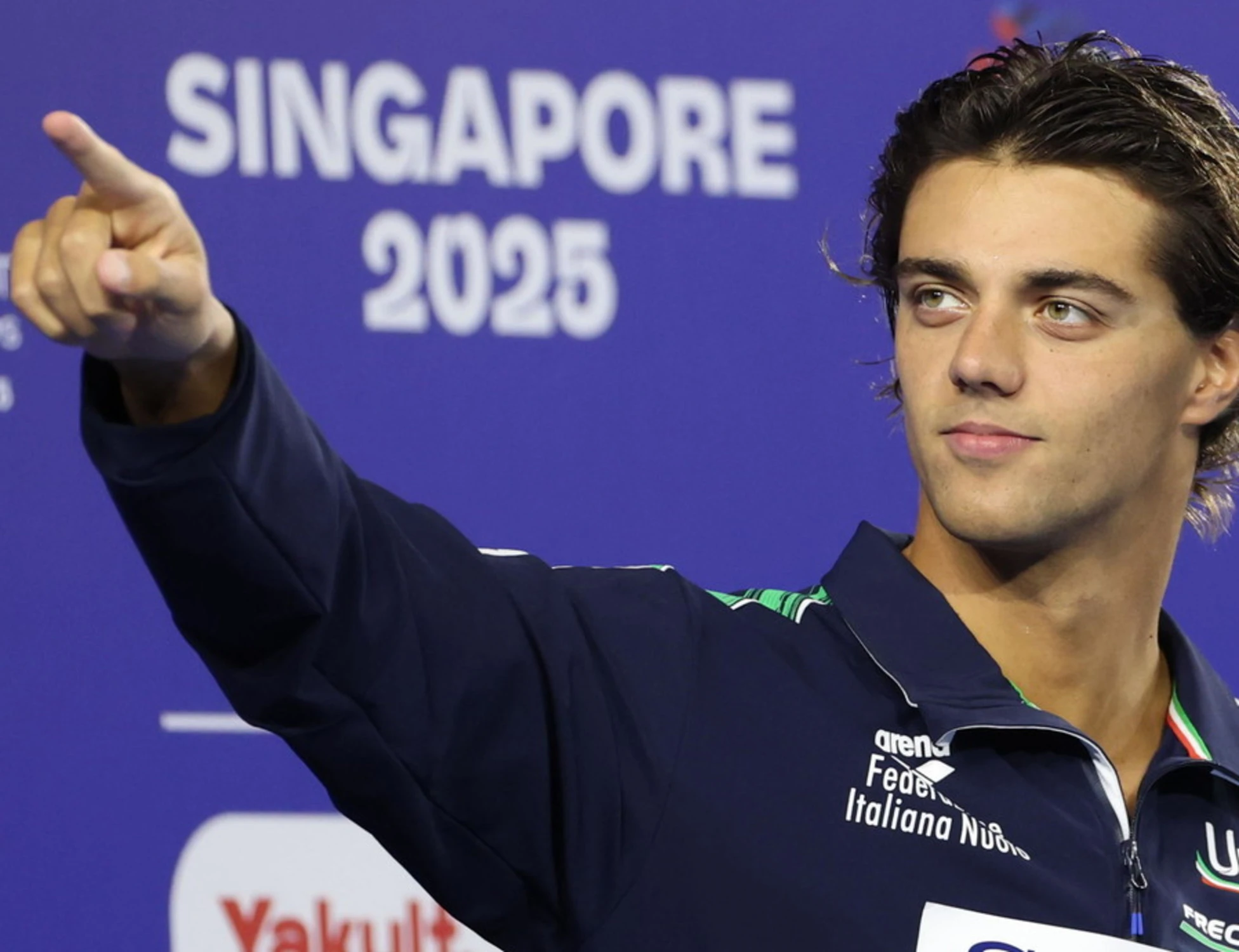 Pilato, la badilata di Thomas Ceccon: "Ha rubato pure quella"