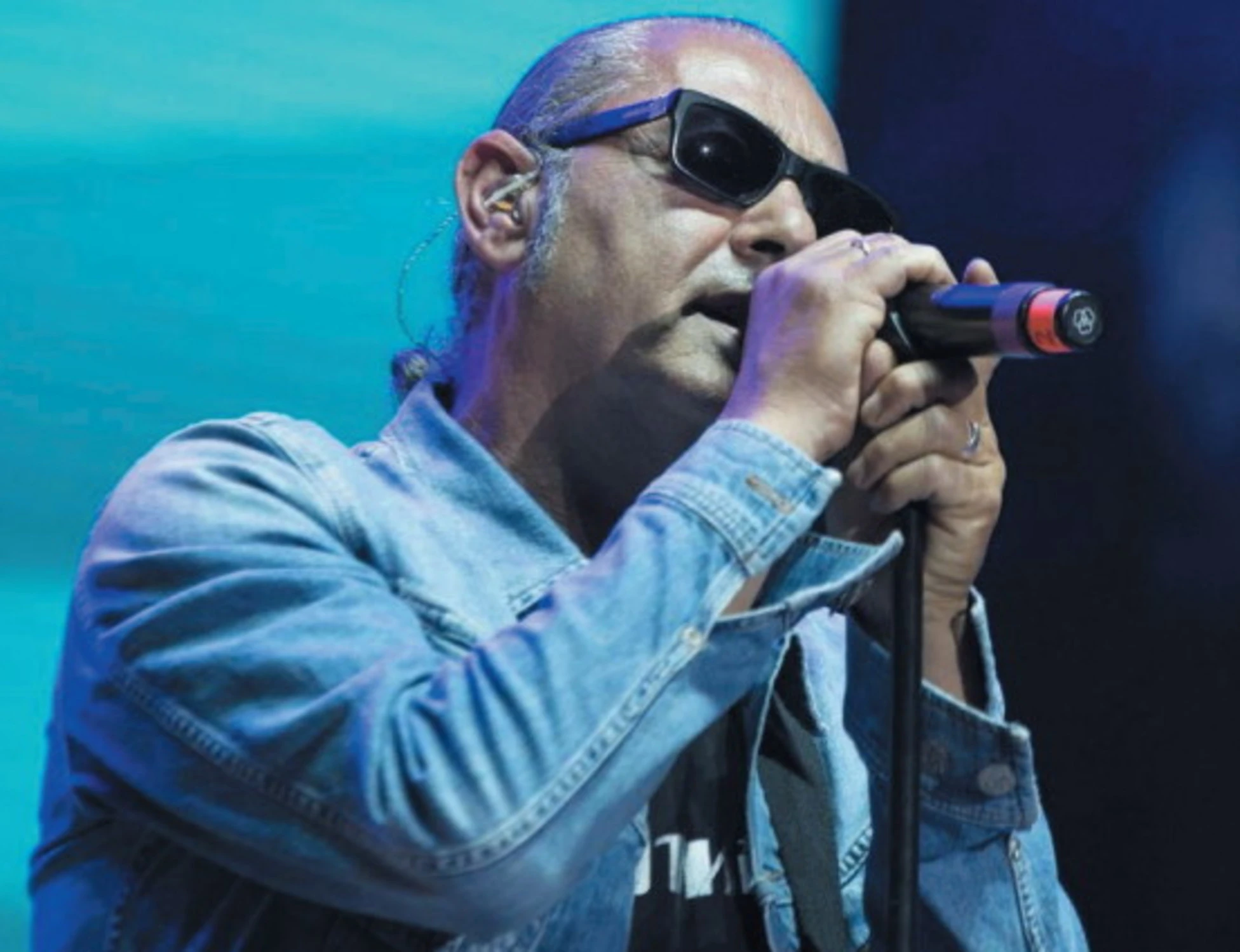 Luca Carboni si esalta ancora: più che un concerto