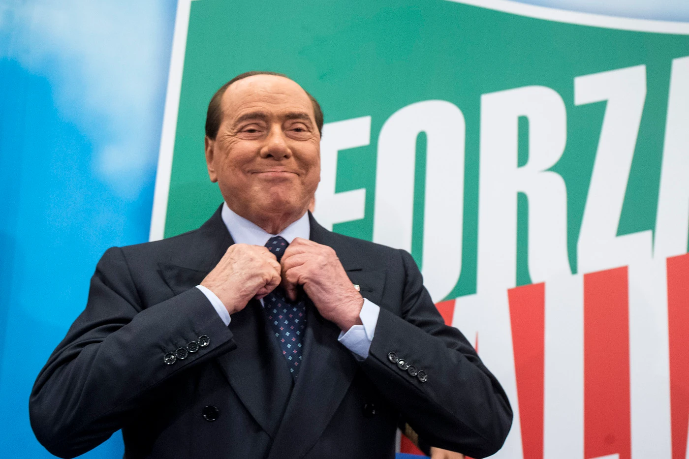 Sondaggio Pagnoncelli, il guizzo di Forza Italia e Silvio Berlusconi: quanto guadagnano, cifre impensabili