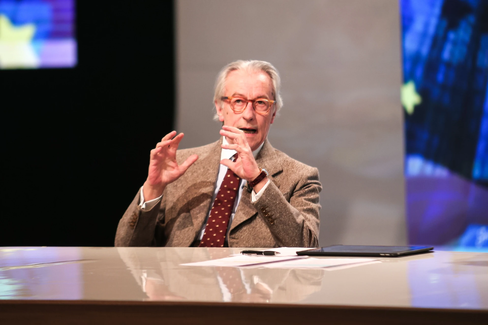 Vittorio Feltri: "Ecco perché Sergio Mattarella può ignorare il popolo"