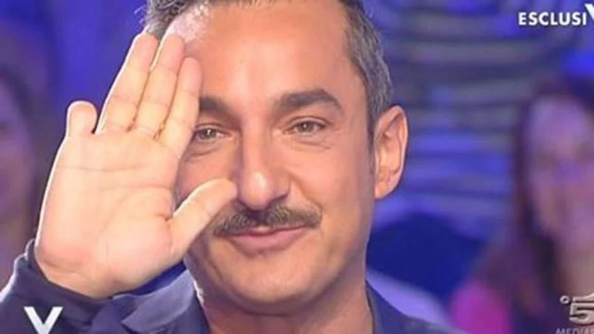 Verissimo, Nicola Savino sulla rissa Morgan-Bugo: "Un litigio violento, anche...". Non abbiamo visto nulla?