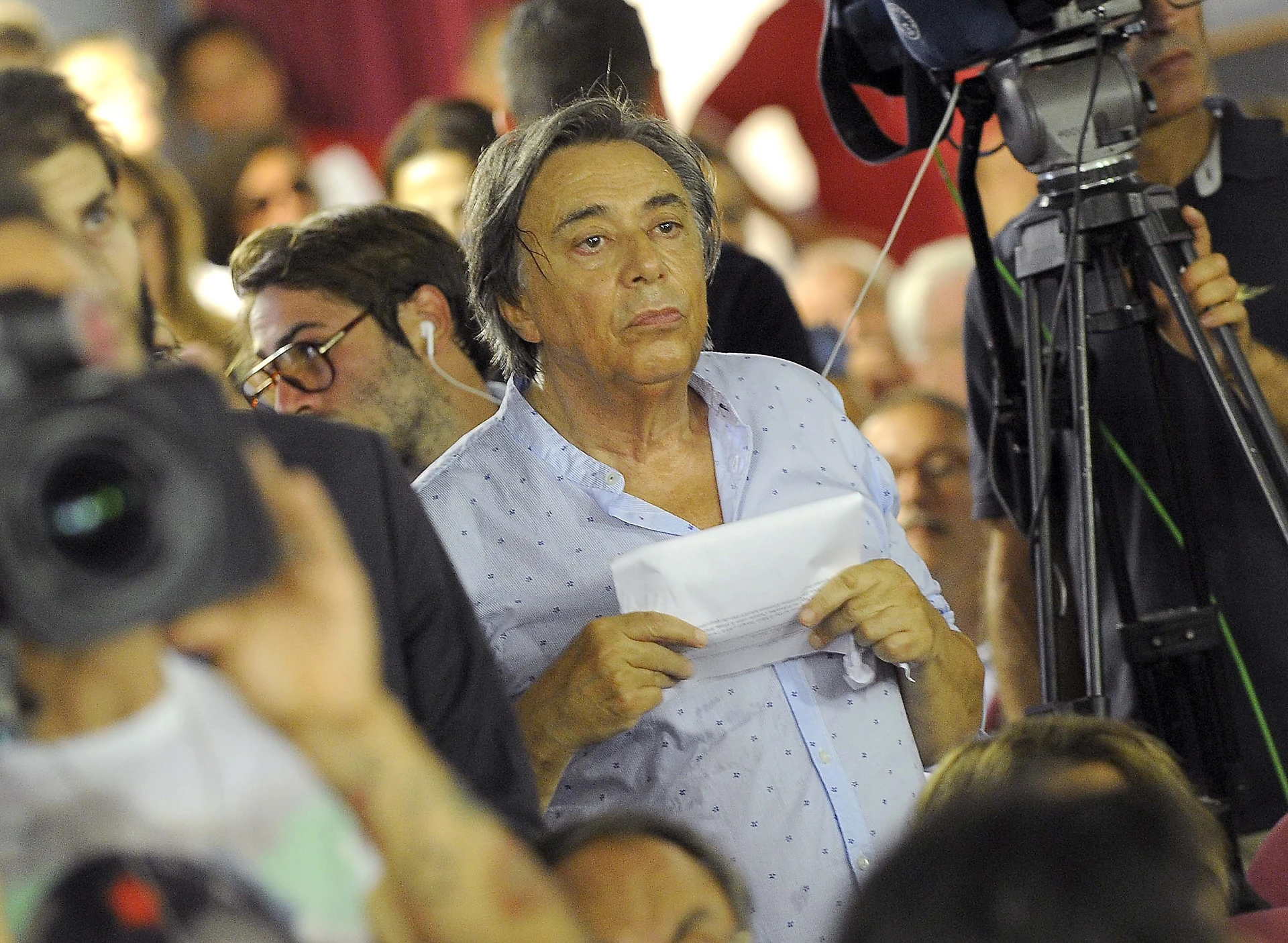 Carlo Freccero, l'indiscrezione di Dagospia sulla rivoluzione di Raidue: l'ad Salini blocca il budget