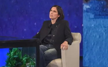 Elly Schlein farnetica: "Lingua comprensibile" e "con me Pd su di 10 punti"