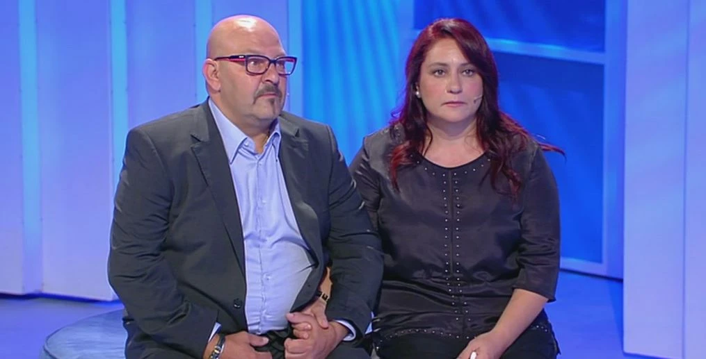 C'è posta per te, Maria De Filippi chiude tra le lacrime: "Aspetti che mi venga un altro infarto?", lo strazio