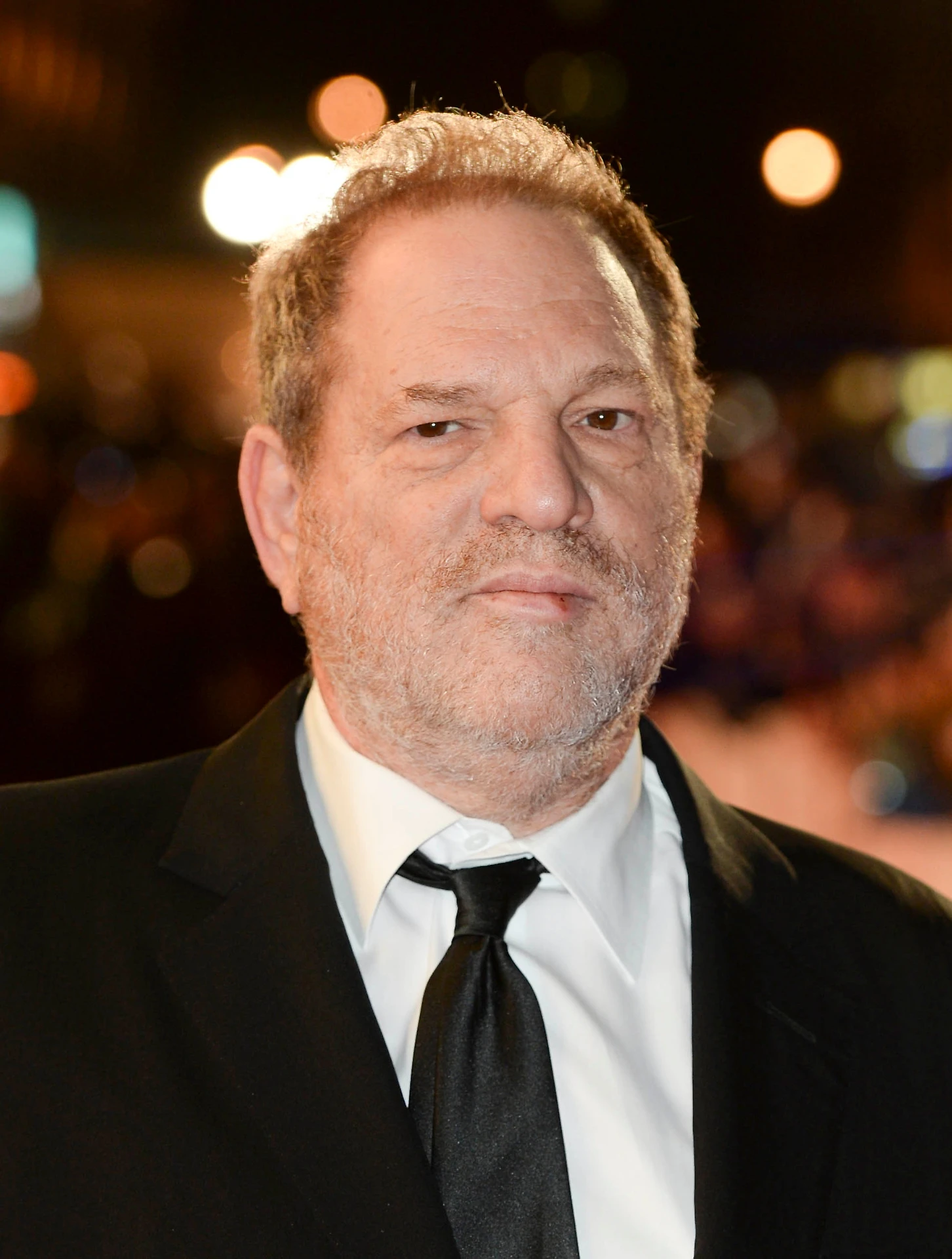 Harvey Weinstein, in ufficio: segretarie nude, la Bibbia del sesso e autisti pronti con preservativi e punturine