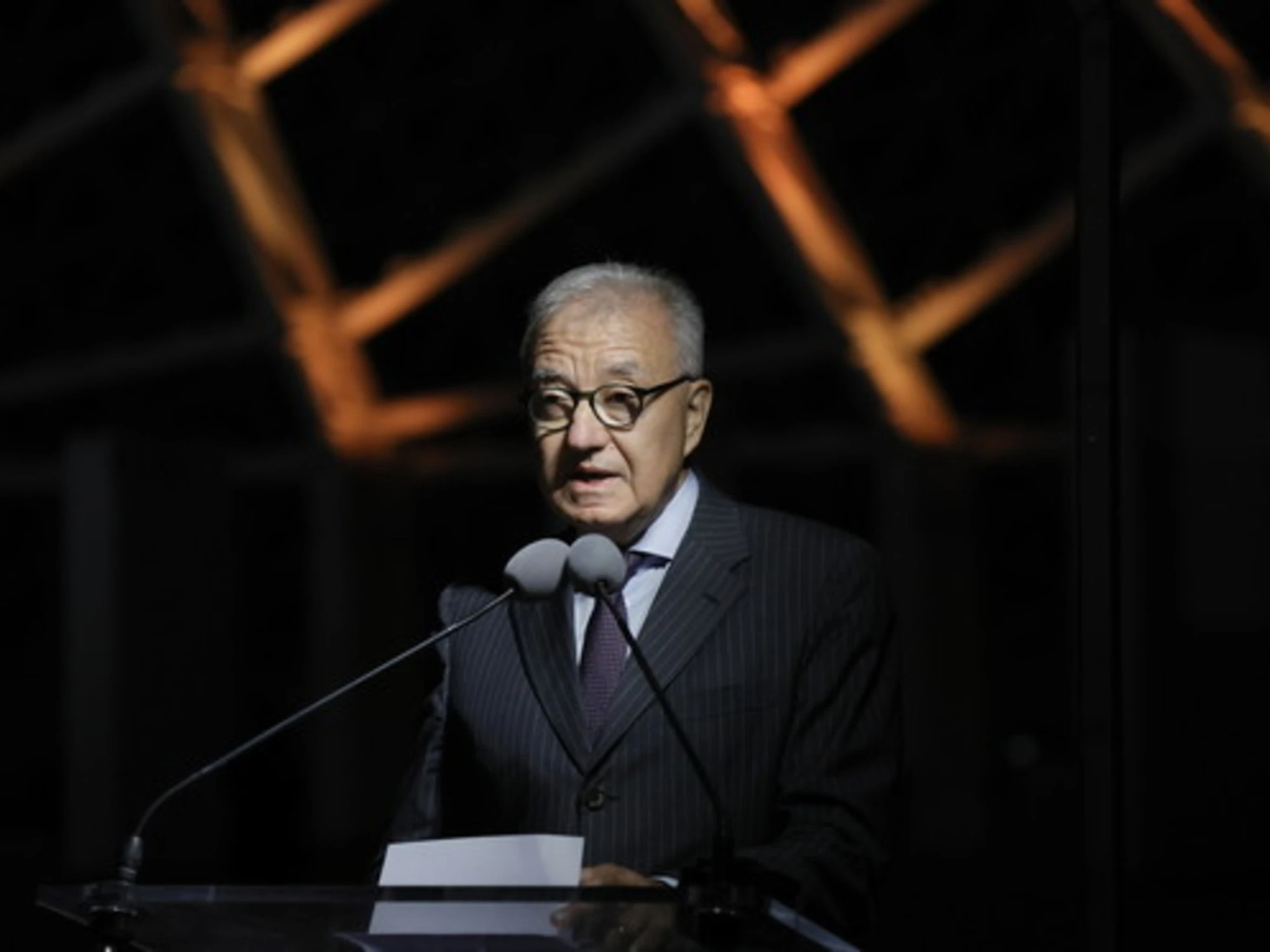 Almasri, "il tribunale dei ministri rifiutò di sentire Mantovano". E perché?