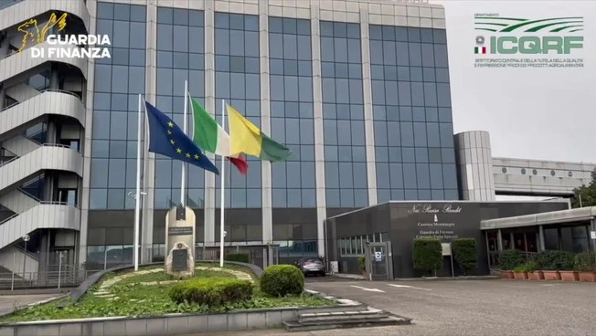 Tutela del Made in Italy,  sequestrati 2,5 milioni di litri di vino contraffatto