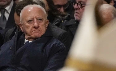 Vincenzo De Luca attacca FdI? Ecco cosa vuole nascondere