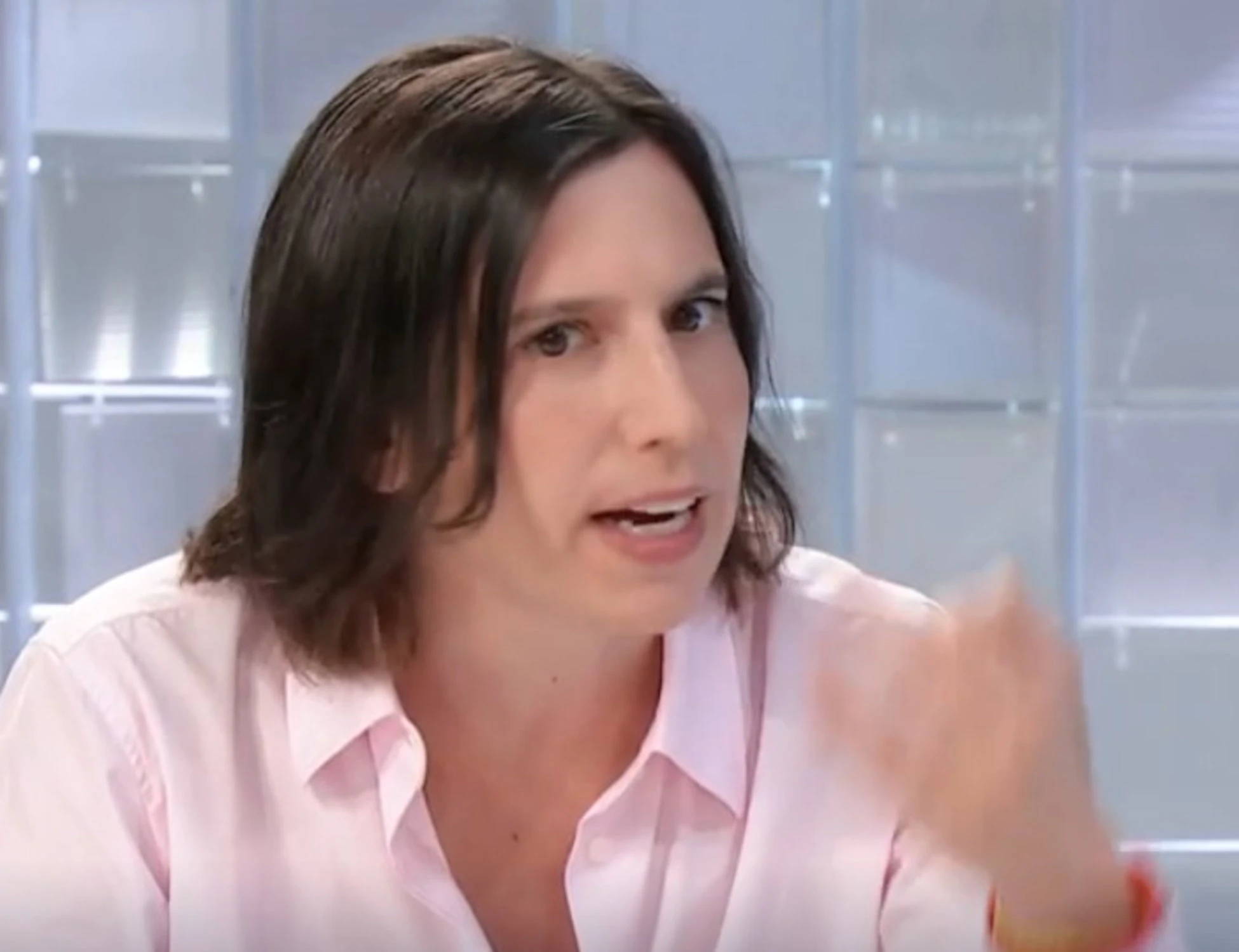 Schlein da Parenzo: "Meloni ossessionata", a cosa pensa dopo il weekend di violenze