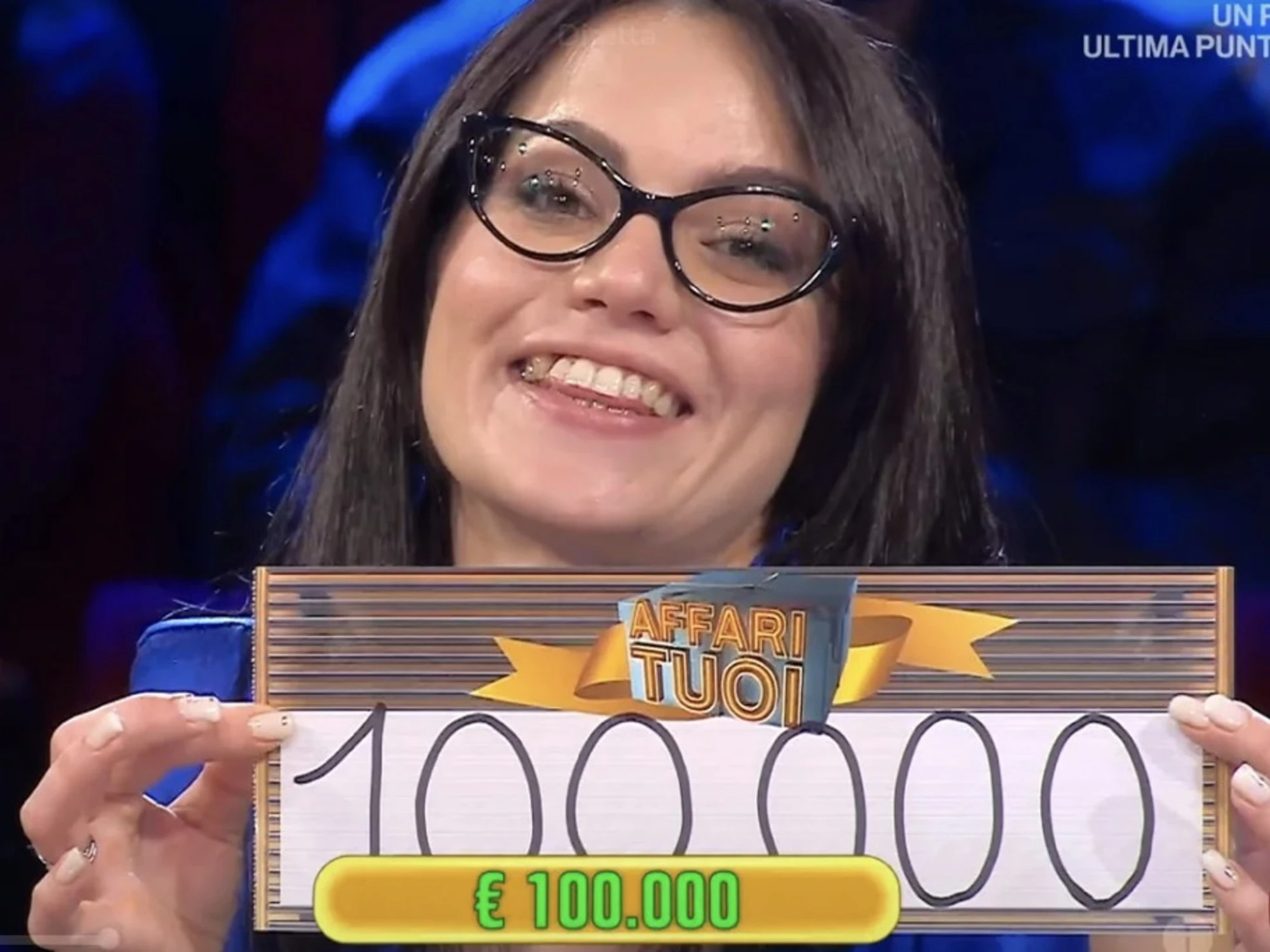 Affari Tuoi, la sconcertante frase di De Martino a Bluette: "Te la sei limonata"