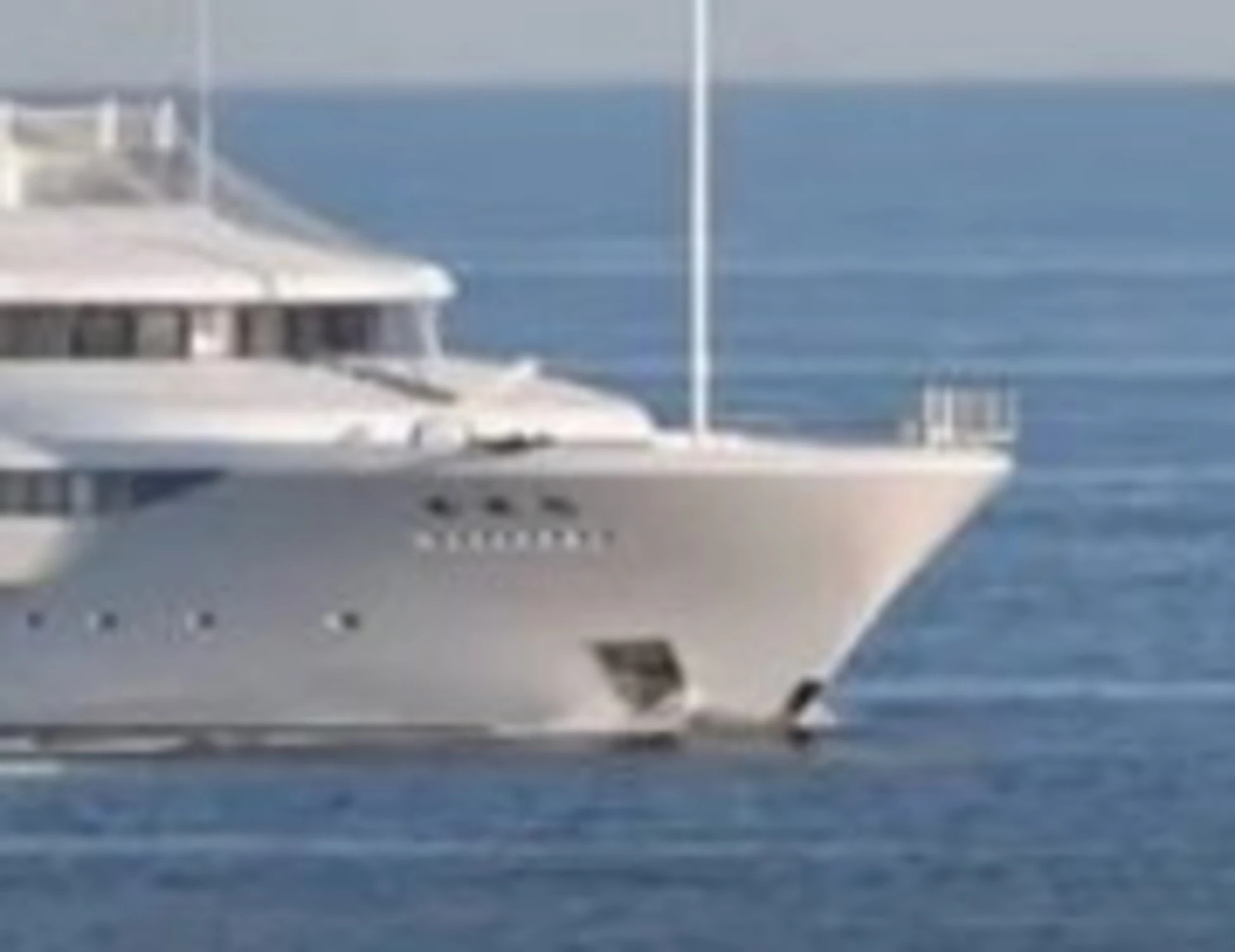Putin nel mirino, "dove sta scappando lo yacht": un clamoroso cambio di programma