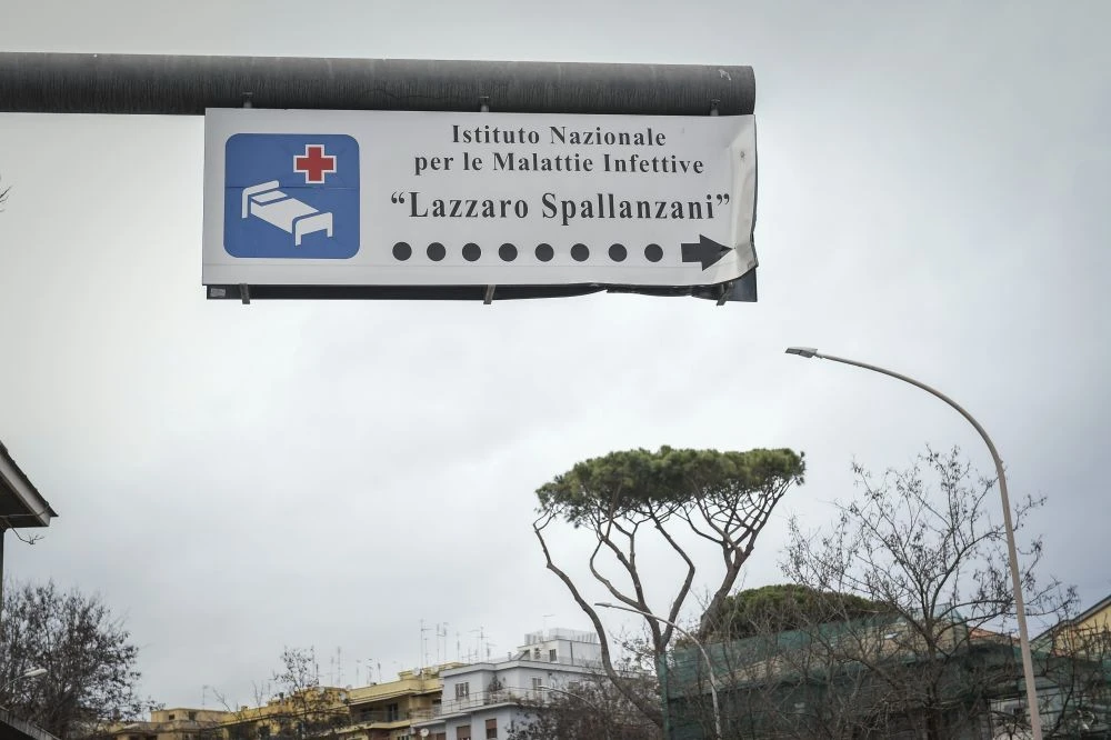 Coronavirus, migliorano i coniugi cinesi ricoverati allo Spallanzani
