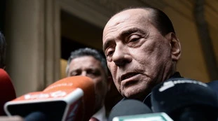 Silvio Berlusconi sul coronavirus: "Una guerra, sono angosciato. Le polemiche? Non è il momento"