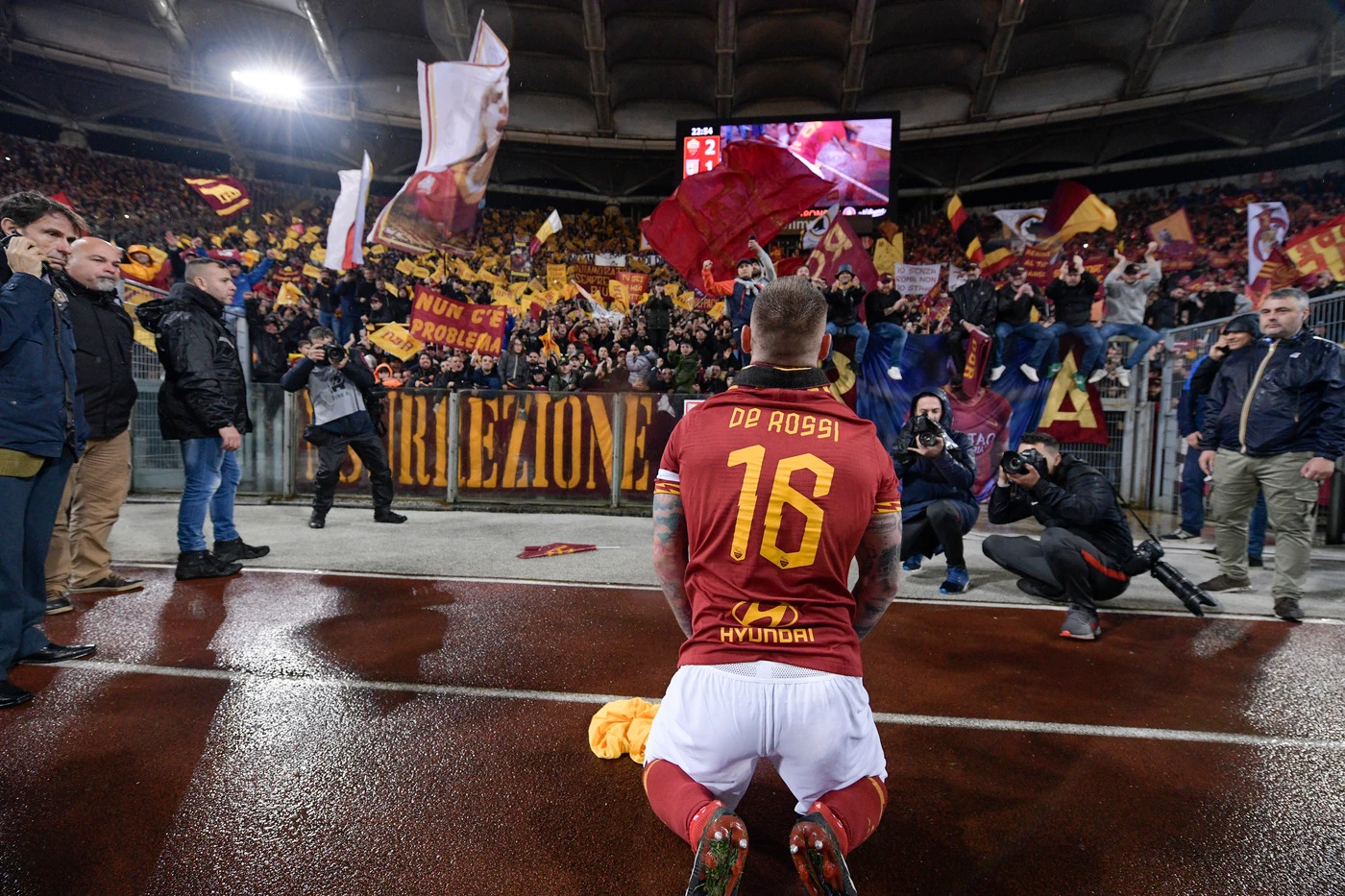 Daniele De Rossi, addio al calcio giocato: un futuro da allenatore?