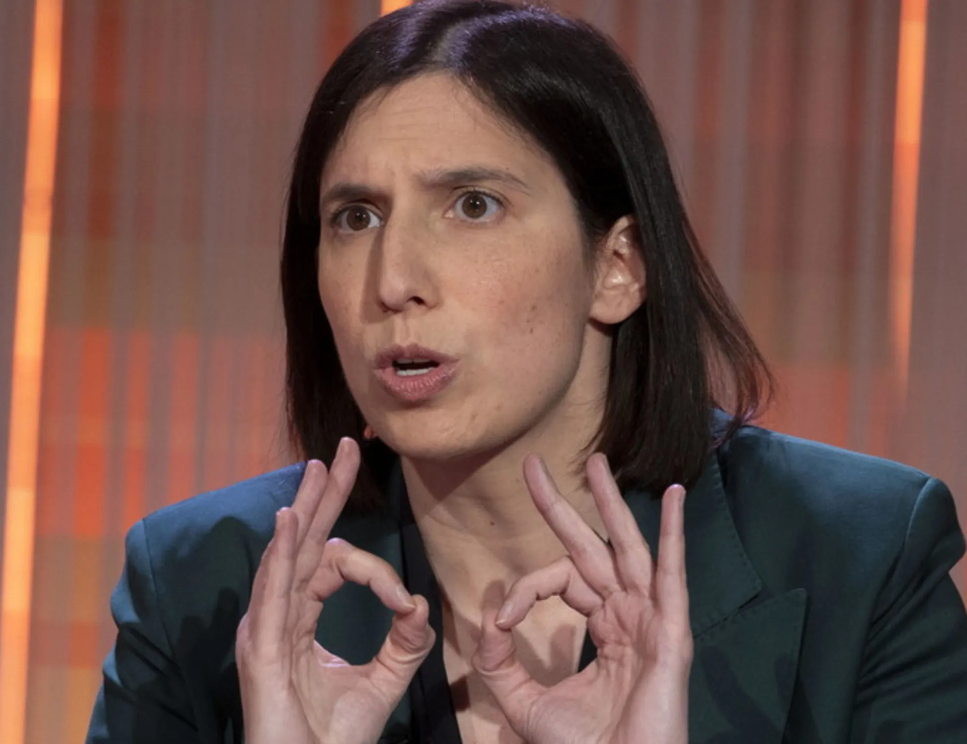 "Sigonella conferma le preoccupazioni": assalto-Schlein