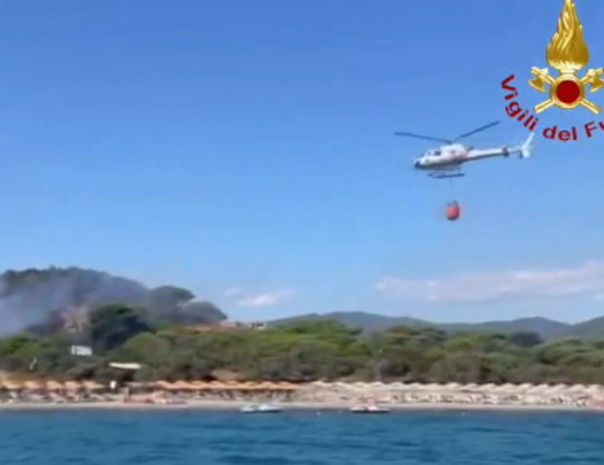 Campeggio in fiamme, clamoroso: anche Rosy Bindi in fuga