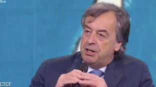 Roberto Burioni a Che tempo che fa: "Coronavirus molto labile. Pulizia delle superfici, un ruolo decisivo"