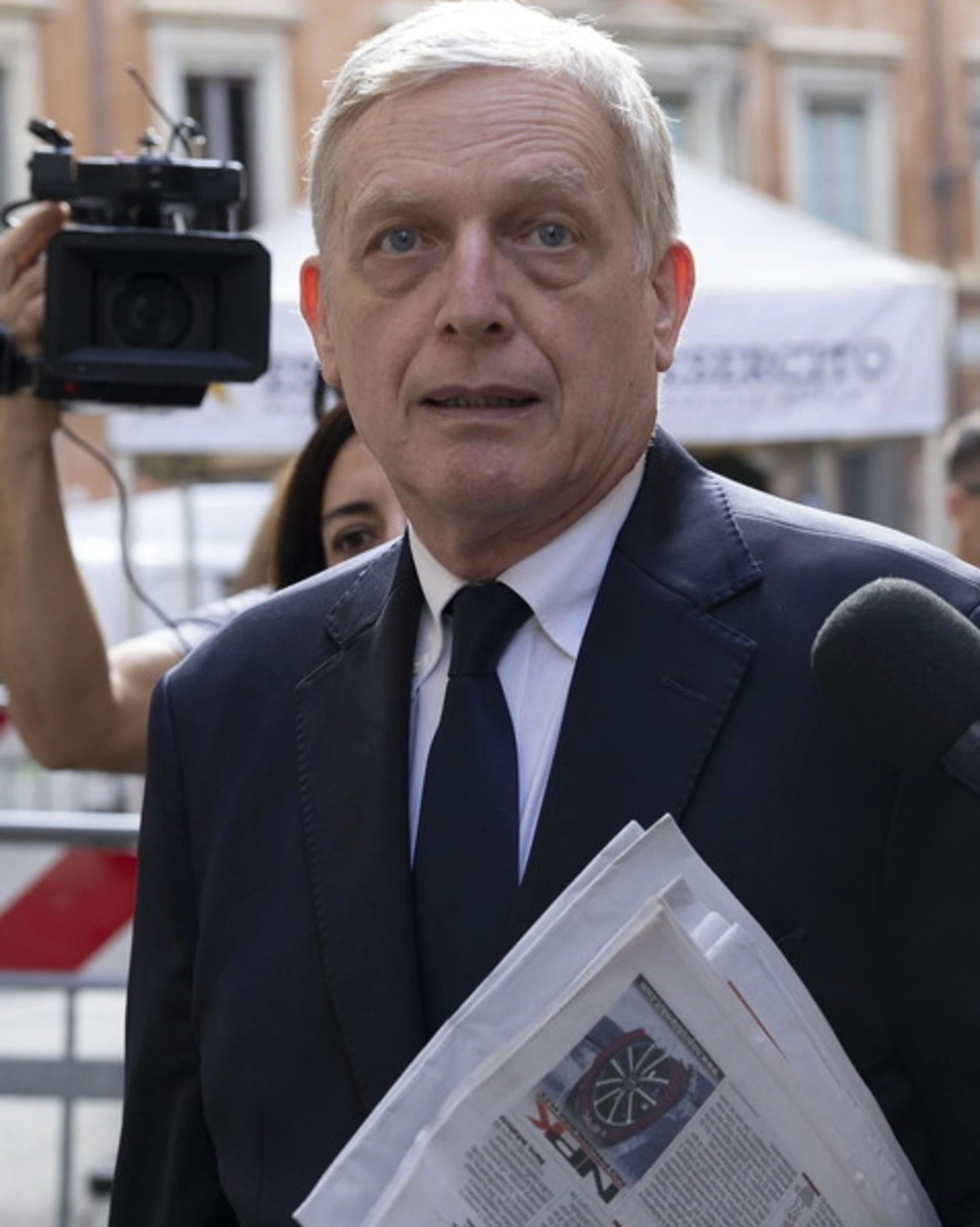 Fiesole, chiude la Festa dell'Unità? Cuperlo affonda Schlein: "Se questo è il Pd..."