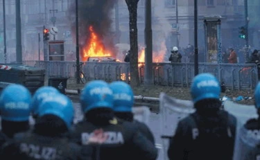 Askatasuna, il mistero dei soldi pubblici regalati: chi c'è dietro